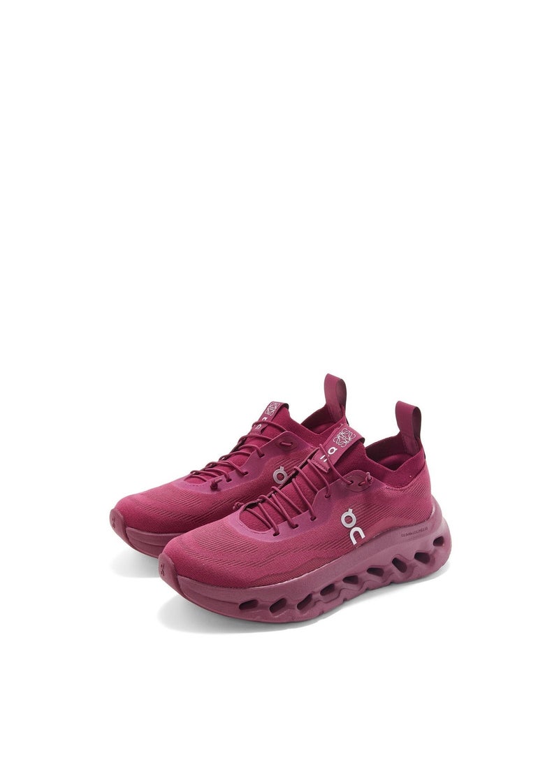 On Running Cloudtilt X/ Loe Cherry unisex sneakers - Image 2