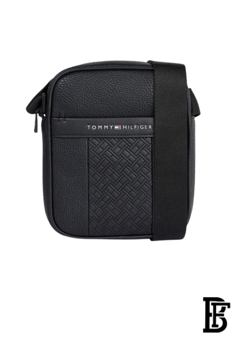Tommy Hilfiger 0L48D3137 Central Mini Reporter Bag Black  - Image 1