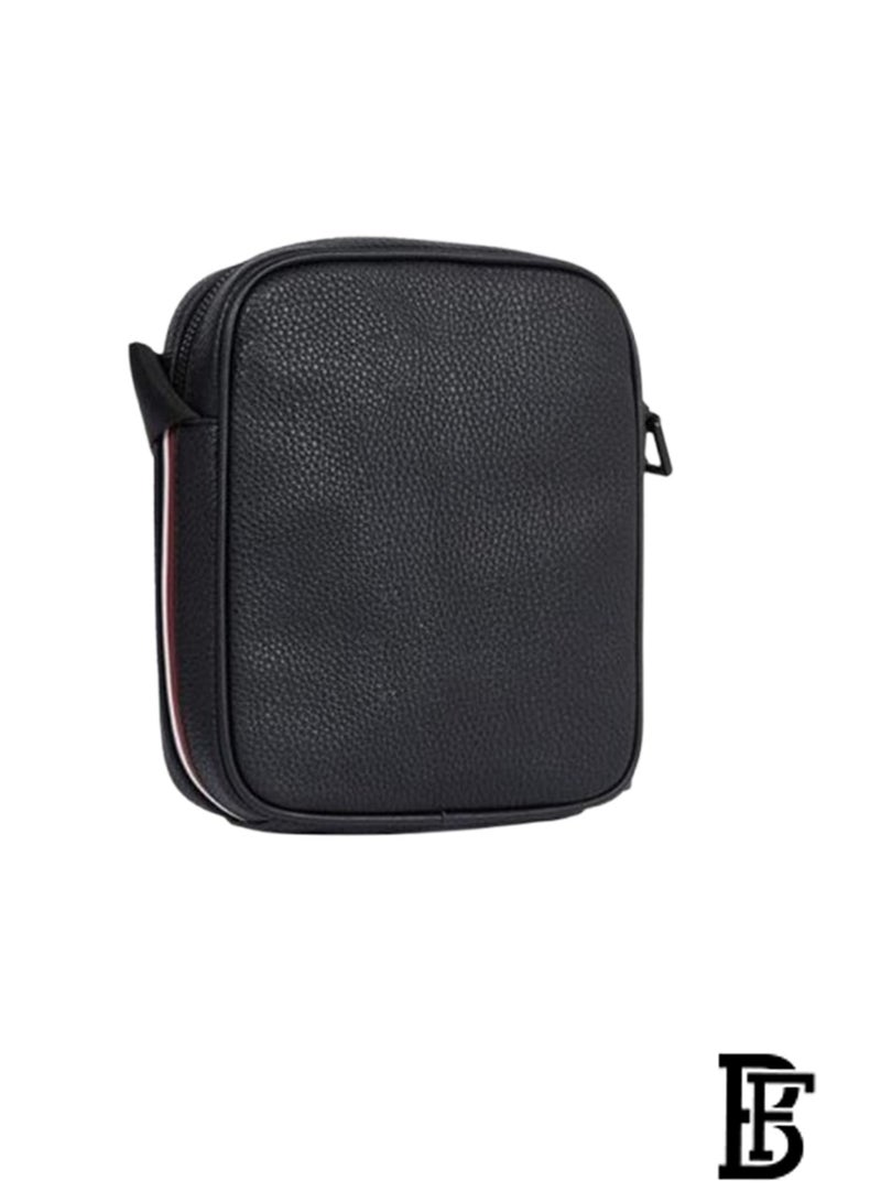 Tommy Hilfiger 0L48D3137 Central Mini Reporter Bag Black  - Image 2