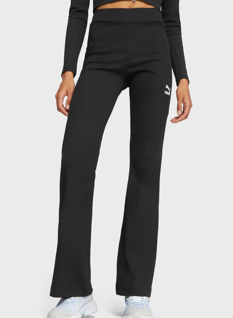 PUMA Classics Ribbed Flared Leggings