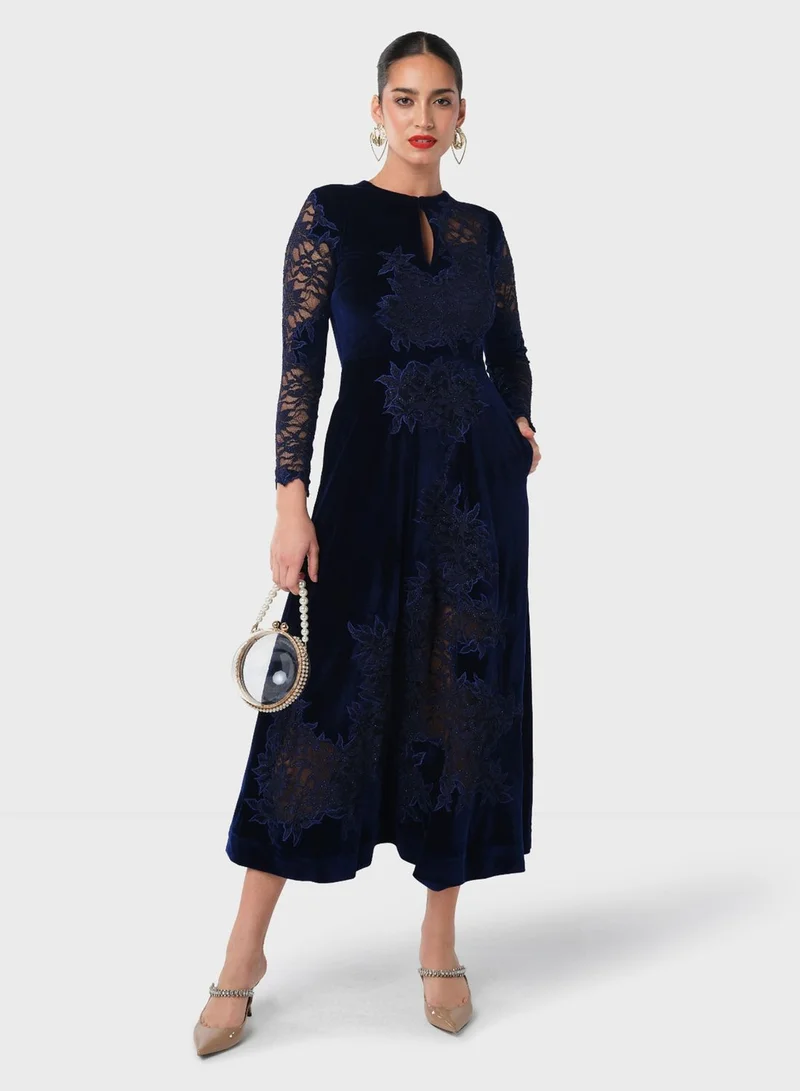 Threadz by Ajooni Lace Velvet Midi Dress