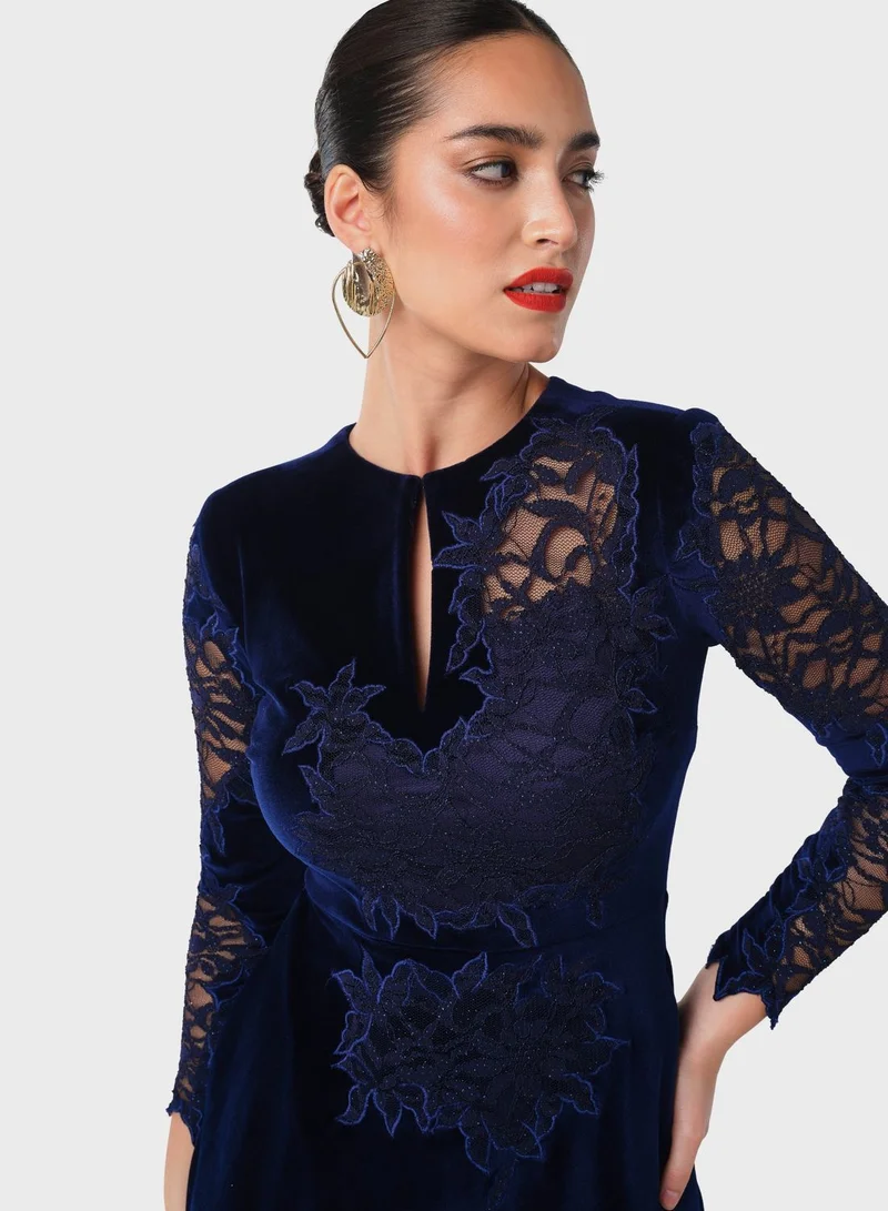 Threadz by Ajooni Lace Velvet Midi Dress