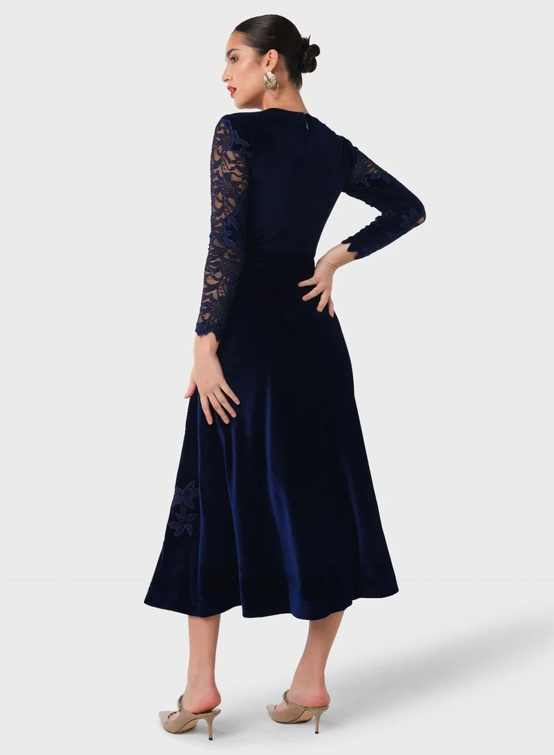 Threadz by Ajooni Lace Velvet Midi Dress