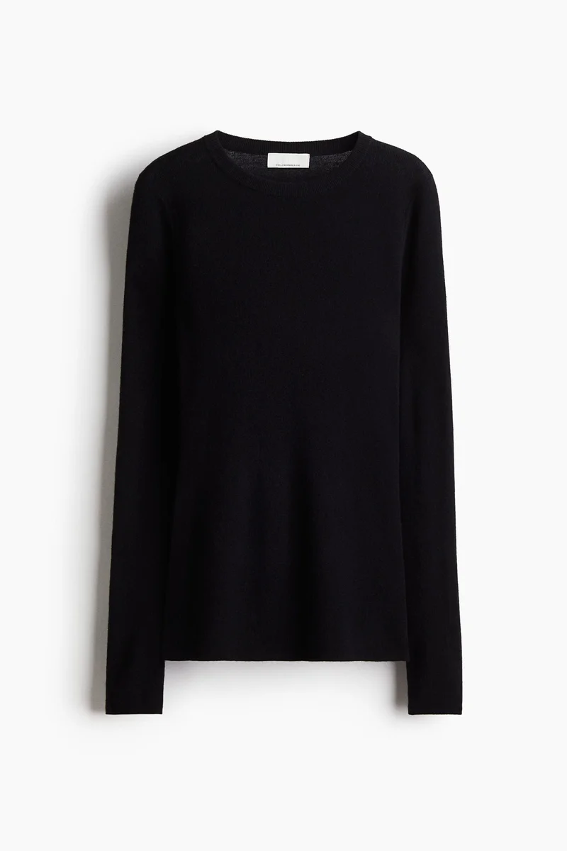 اتش اند ام بلوزة محبوكة بنعومة من مزيج الكشمير