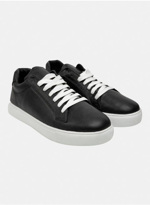 High Top Sneaker