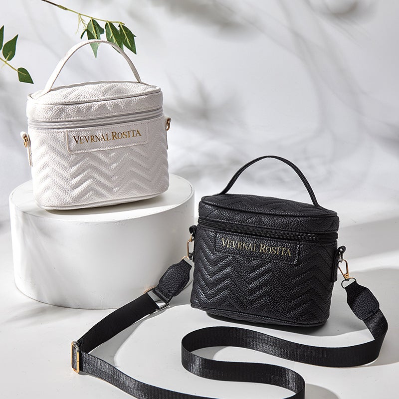 Women's Bucket Bag 2025 - Image 2
