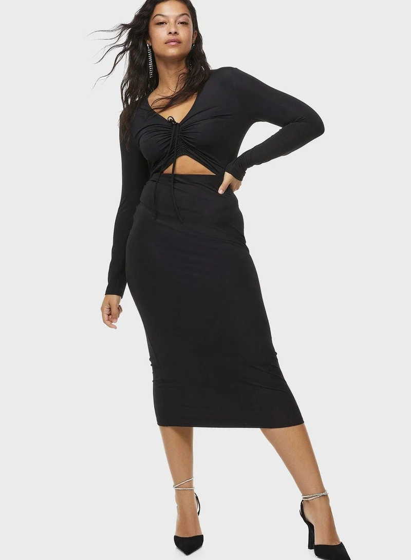 H&M Cutout Long Sleeve Dress