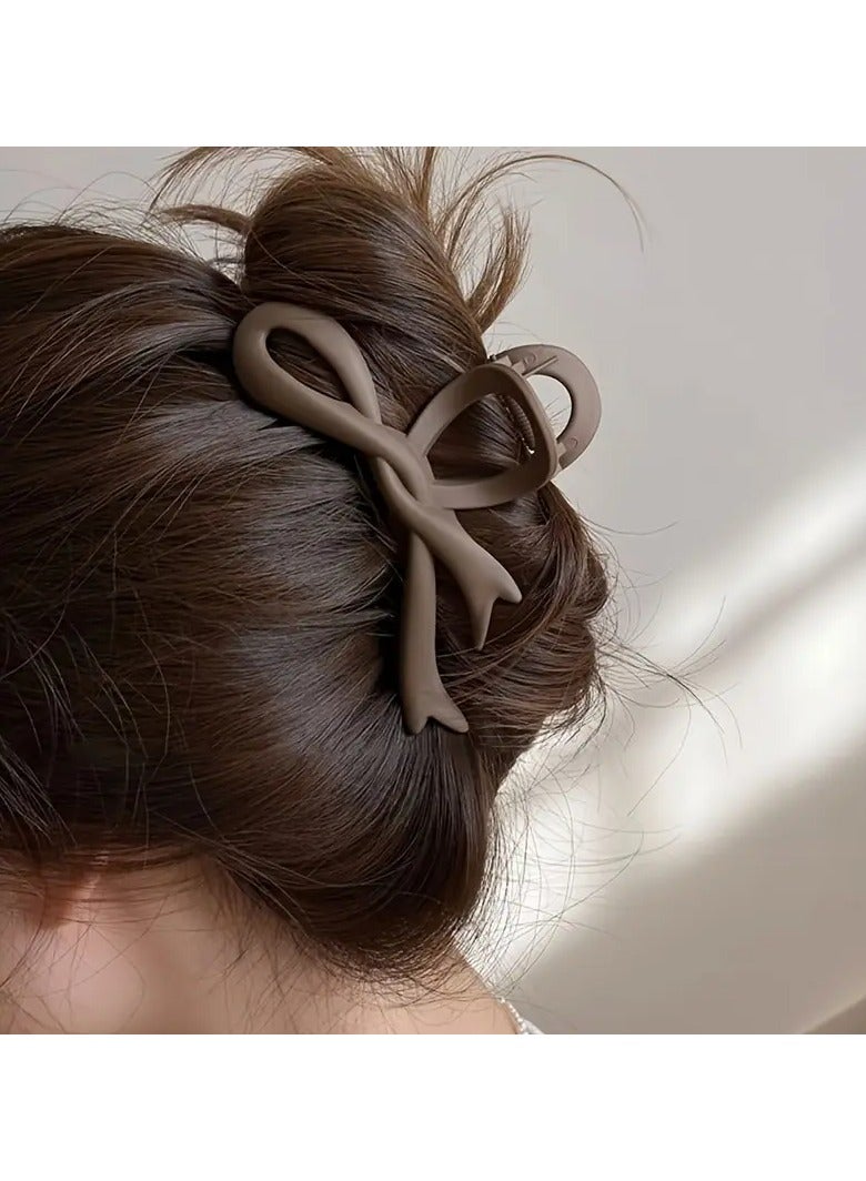 Goolsky مشبك شعر فراشة أنيق: كبير، بلاستيك، على شكل قوس، مناسب للأعمار 14 فما فوق، مثالي لتصفيف الشعر وإضافة لمسة من الأناقة - Image 5