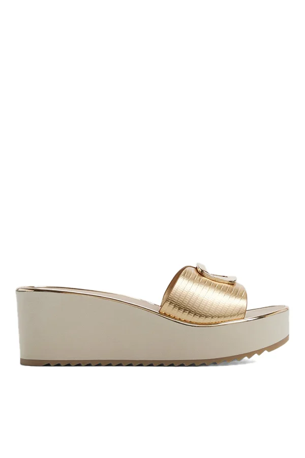 Menhaden Ladies Gold Beach Sandals