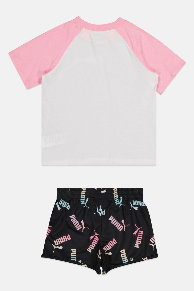PUMA طقم قميص وشورت بناتي للأطفال مكون من قطعتين بشعار العلامة التجارية، متعدد الألوان - Image 3