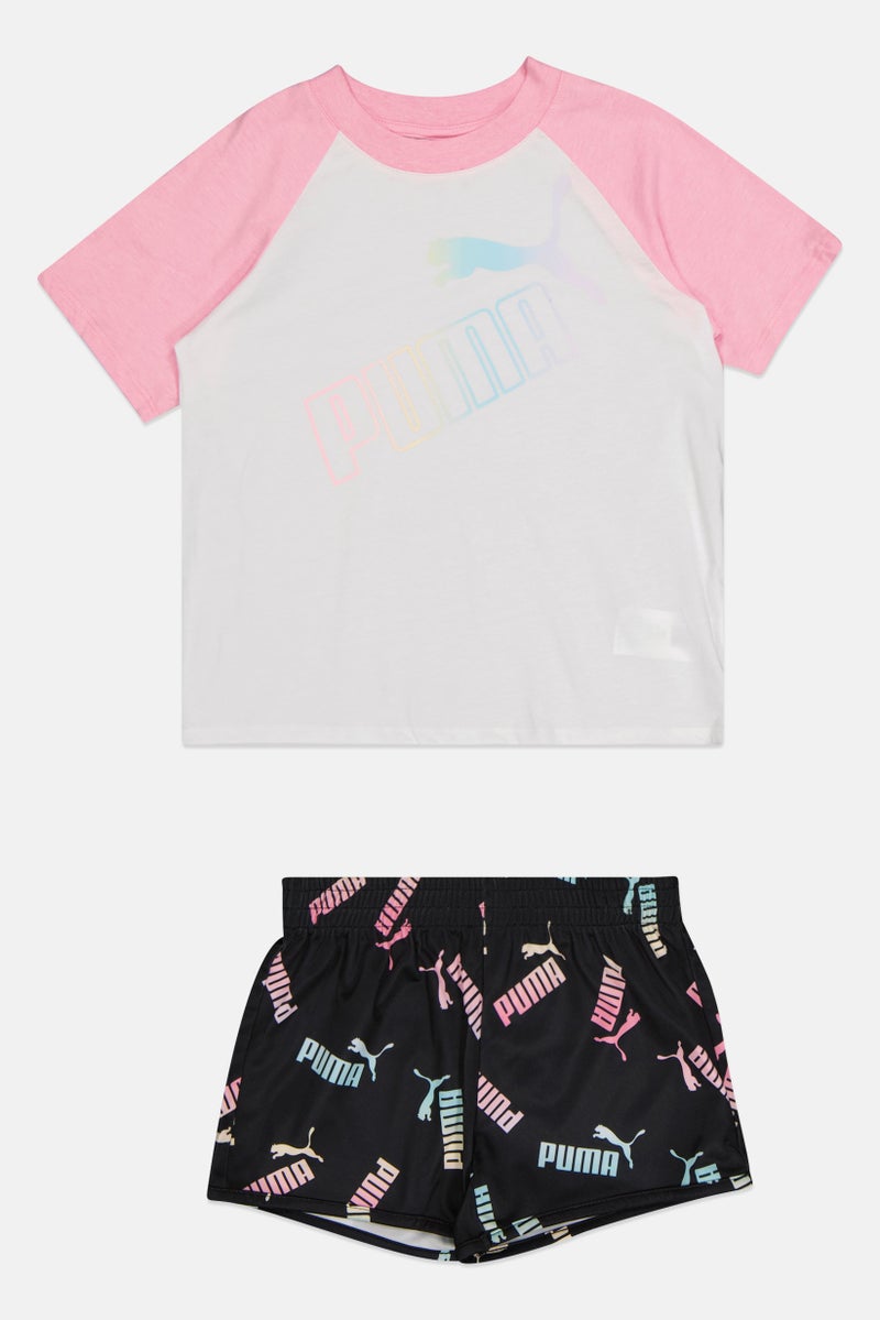 PUMA طقم قميص وشورت بناتي للأطفال مكون من قطعتين بشعار العلامة التجارية، متعدد الألوان - Image 2