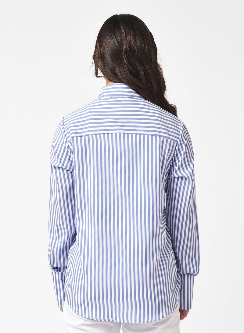 قميص بأزرار مخططة