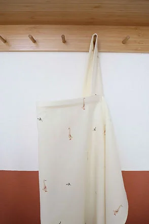 Gloop! Organic Nursing Cover - Farm, Gloop