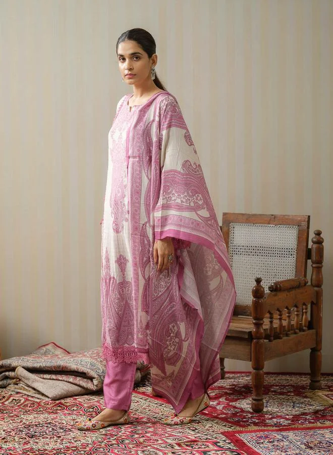 DW Printed Straight Kurta with Trouser and Dupatta Set by Styli