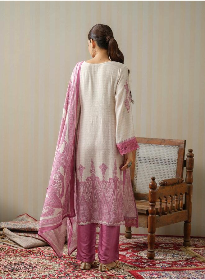 DW Printed Straight Kurta with Trouser and Dupatta Set by Styli  - Image 2