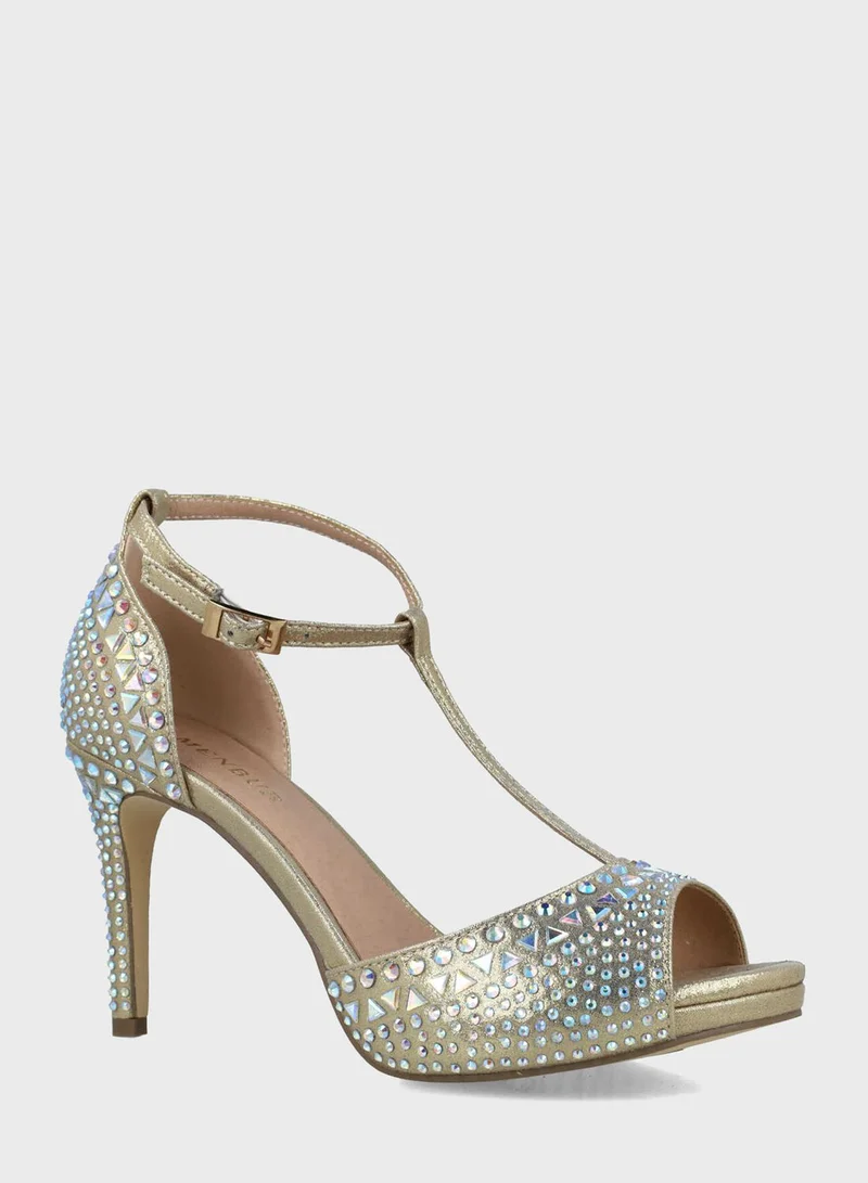 MENBUR Ankle Strap Sandals