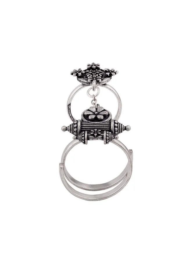 VOYLLA Nayantara Dual-Finger Statement Ring