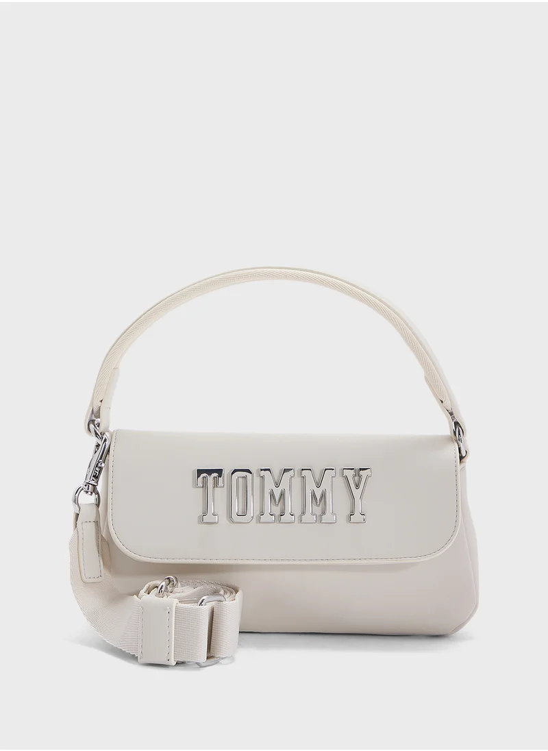 TOMMY JEANS FLAP CROSSBODY BAG