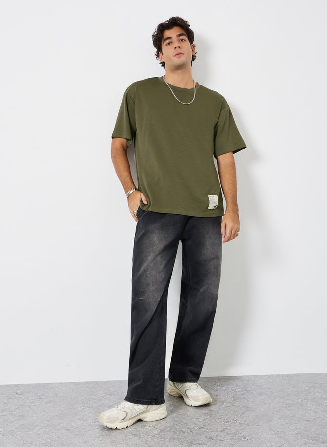 Styli Men Oversized Soft Heavy Jersey T-Shirt with Badge - Image 2