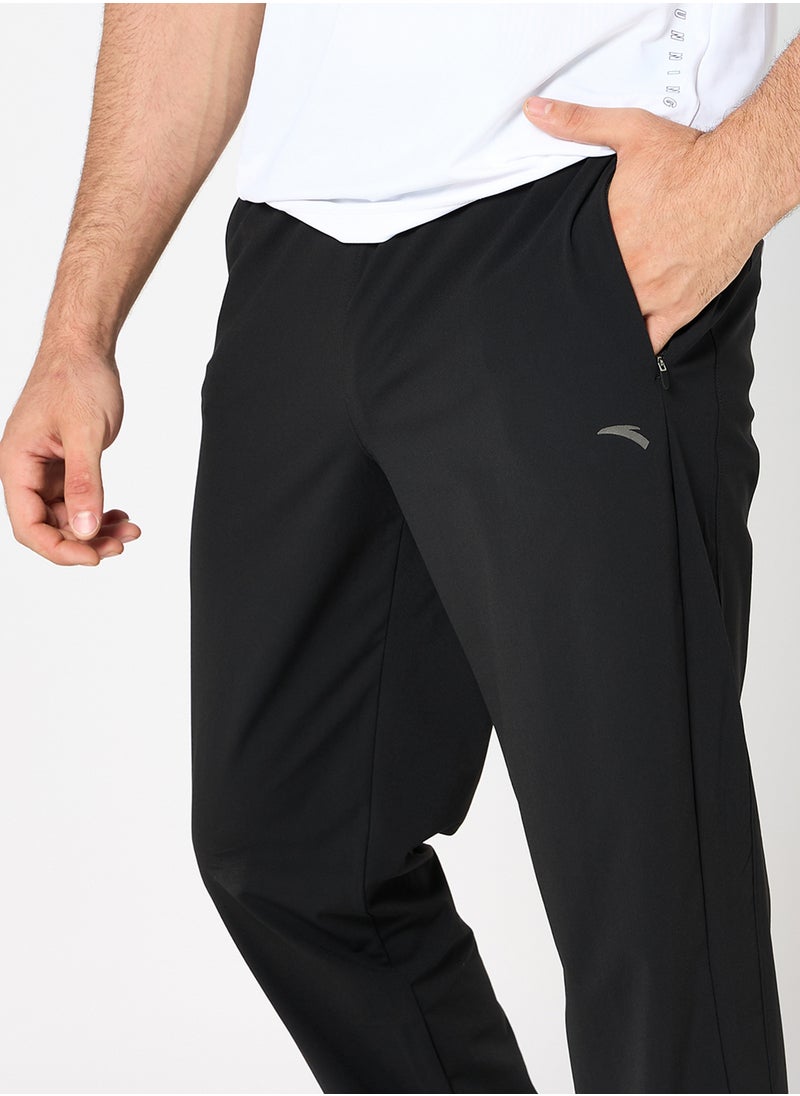 Running Knit Ankle Sweatpants - pzsku/ZD9B4540971C69D704316Z/45/_/1721736242/e5e3f946-4f41-4f78-9df5-bafe91d143e6