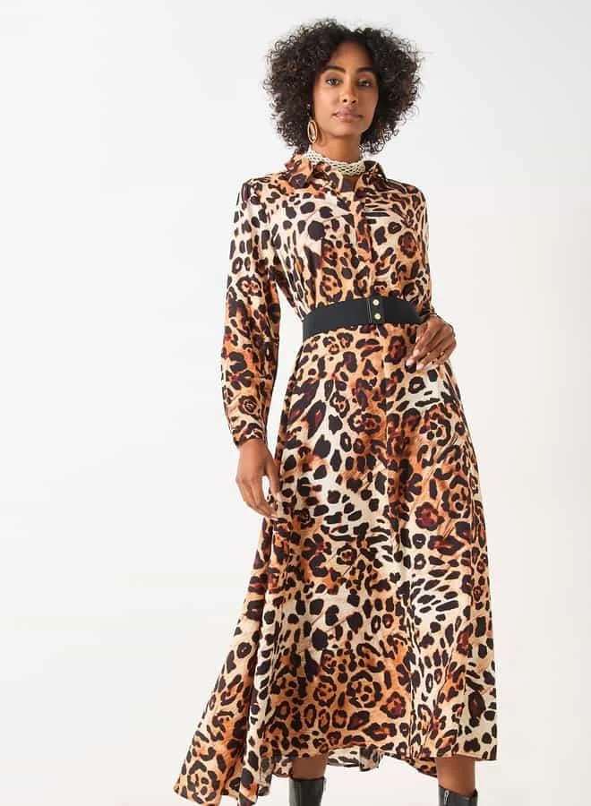 Iconic Iconic Animal Print Maxi Dress with Collar and Long Sleeves