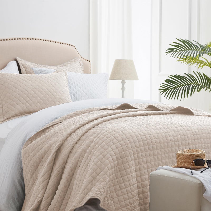 SunStyle Home King Quilt Bedding Set Beige Lightweight Comforter Bedspread Coverlet Blanket King Size Quilt Luxury Durable Quilted Stitching Bed Cover with 2 Shams in Diamond Pattern All Season