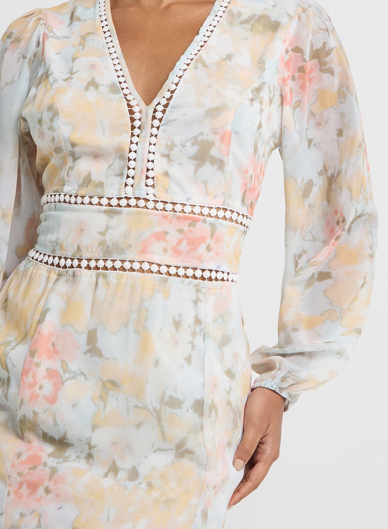 Ginger V Neck Floral Midi Dress With Balloon Sleeves - Image 3