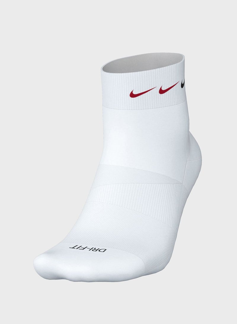 Nike 3 Pack Everyday Plus Cush Ankle Socks - Image 2