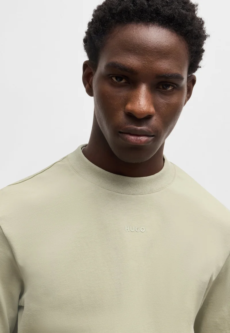 HUGO Relaxed-fit T-shirt in cotton with logo print
