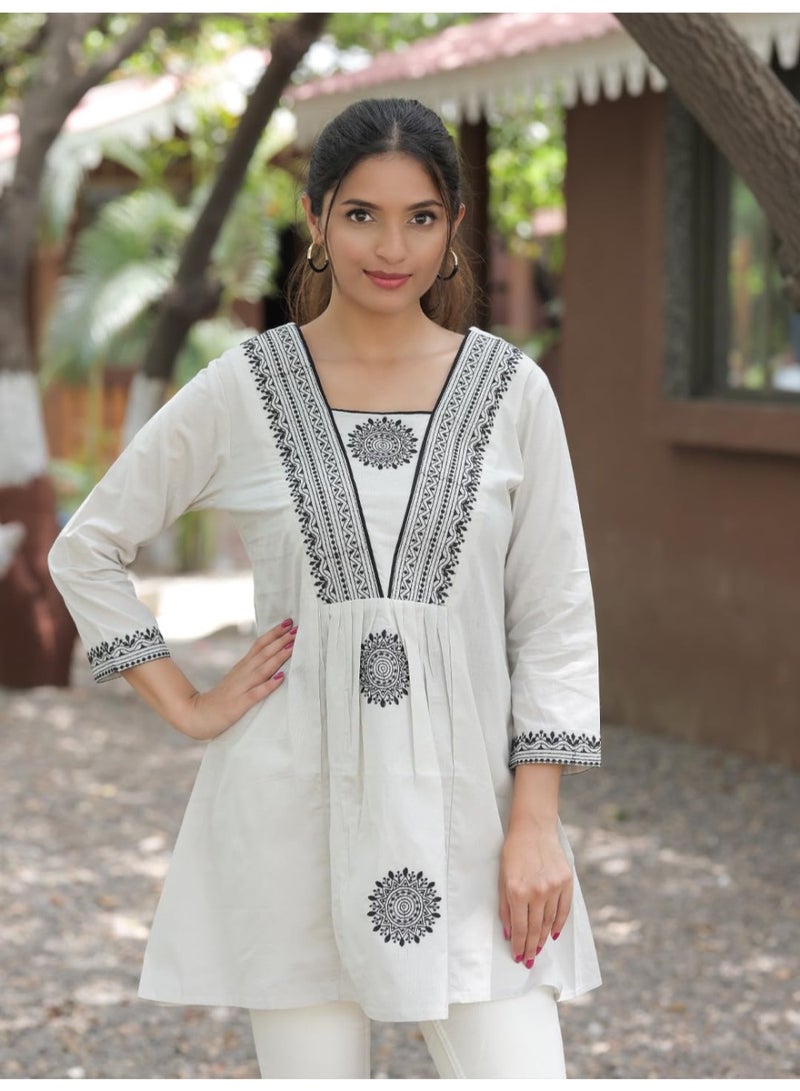 Naixa Women's Grey Cotton Embroidered Fit and Flared Kurta (NX-TP05-Grey-3XL) - Image 5