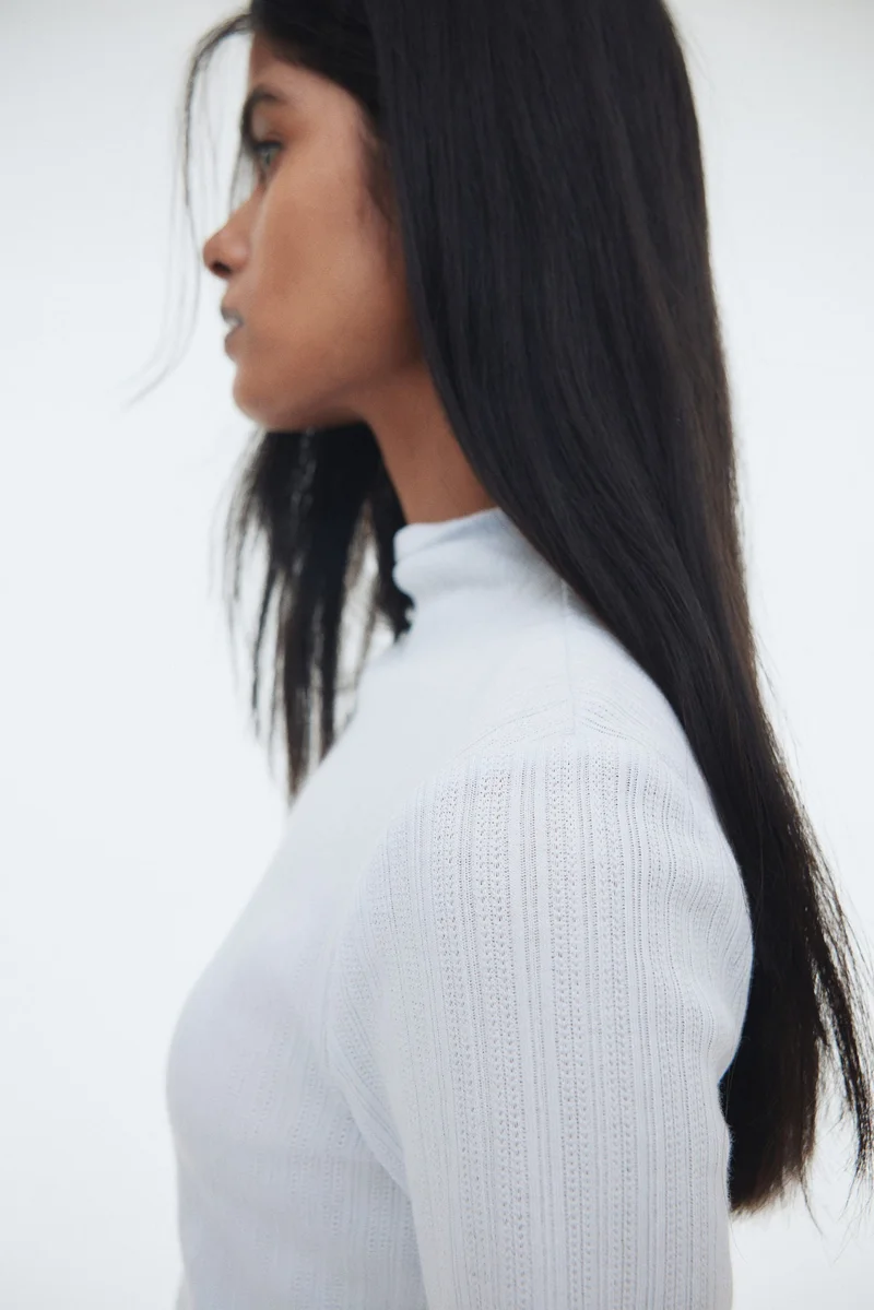 H&M Ribbed turtleneck top