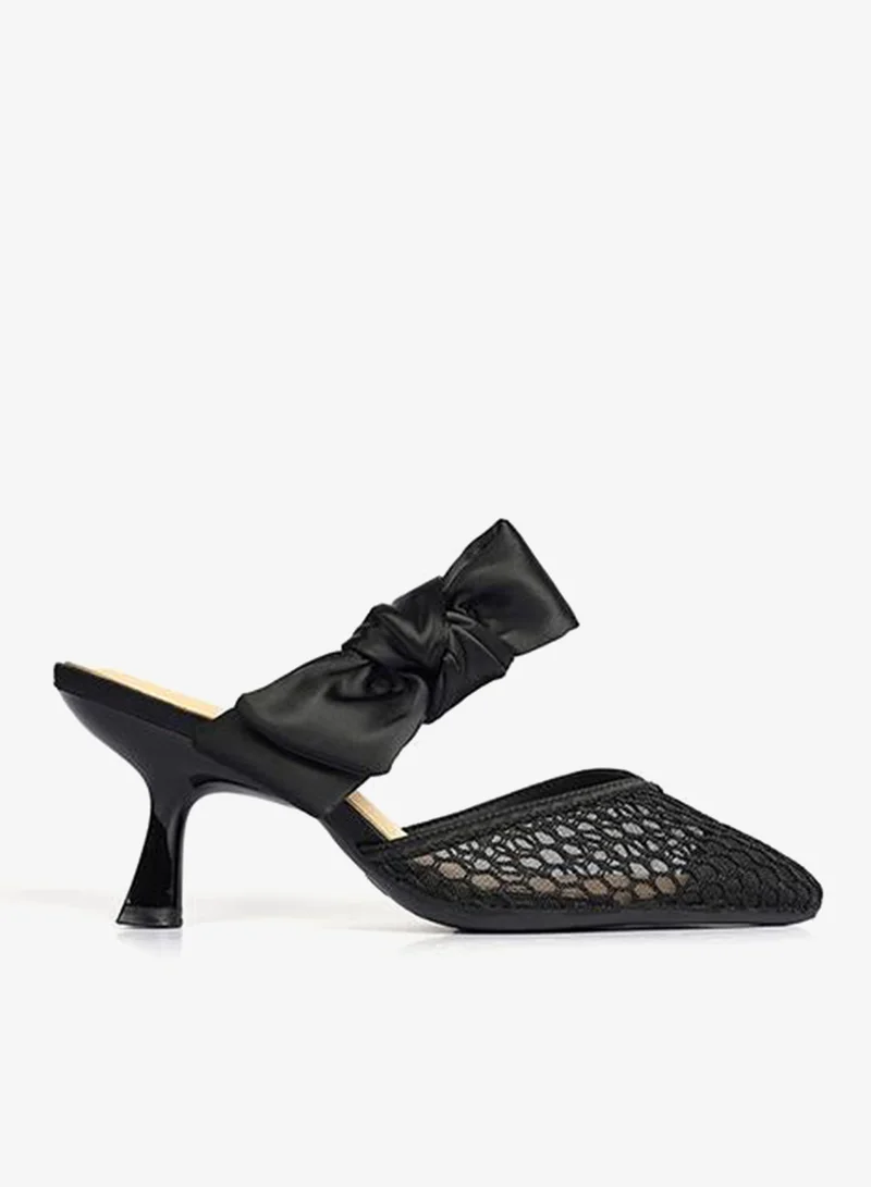 كابلي شباشب نسائية بكعب وزينة فيونكة