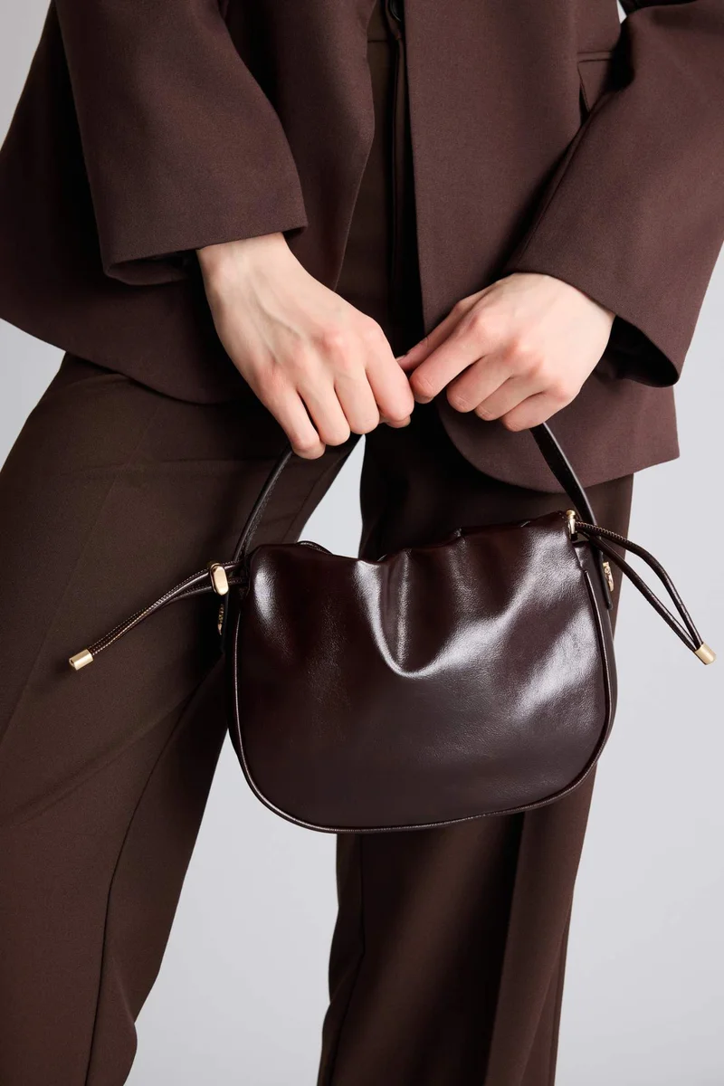 ديفاكتو Faux Leather Crossbody Bag