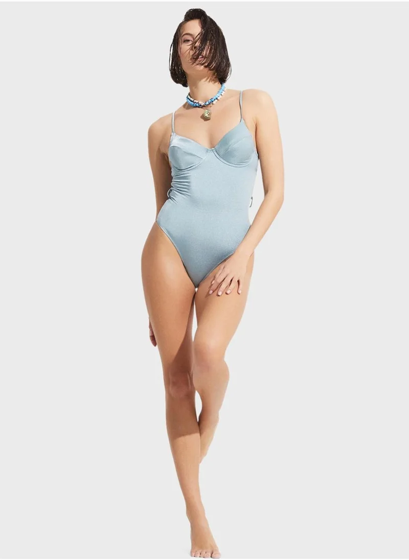 جون Strappy High Leg Swimsuit