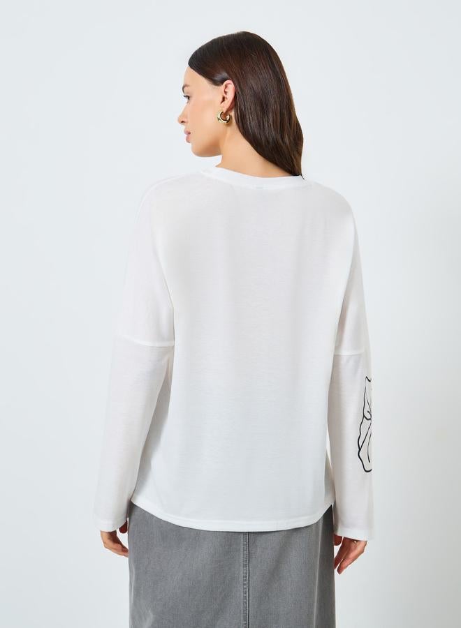 Styli White Graphic Floral Long Sleeve T-Shirt - Image 4
