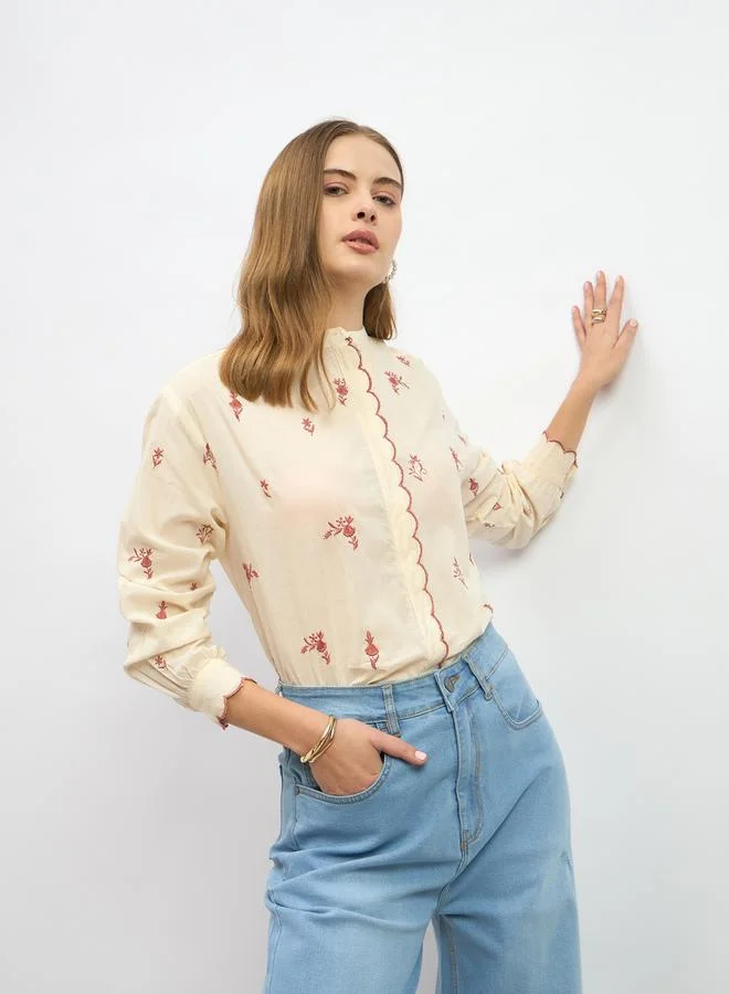 Styli Embroidered Scalloped Detail Mandarin Collar Top
