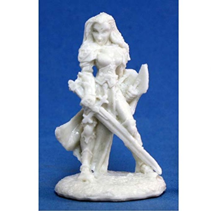 Reaper Finari, Female Paladin (1) Miniature - Image 1