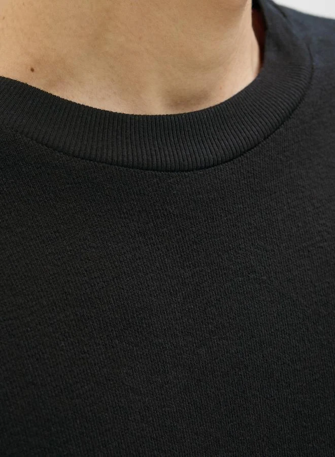 JACK & JONES Solid Crew Neck Relaxed Fit T-Shirt