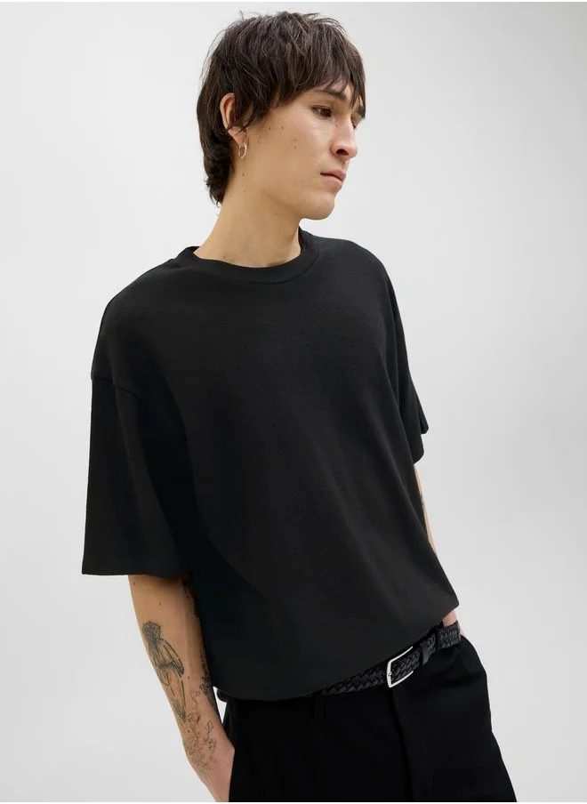 JACK & JONES Solid Crew Neck Relaxed Fit T-Shirt