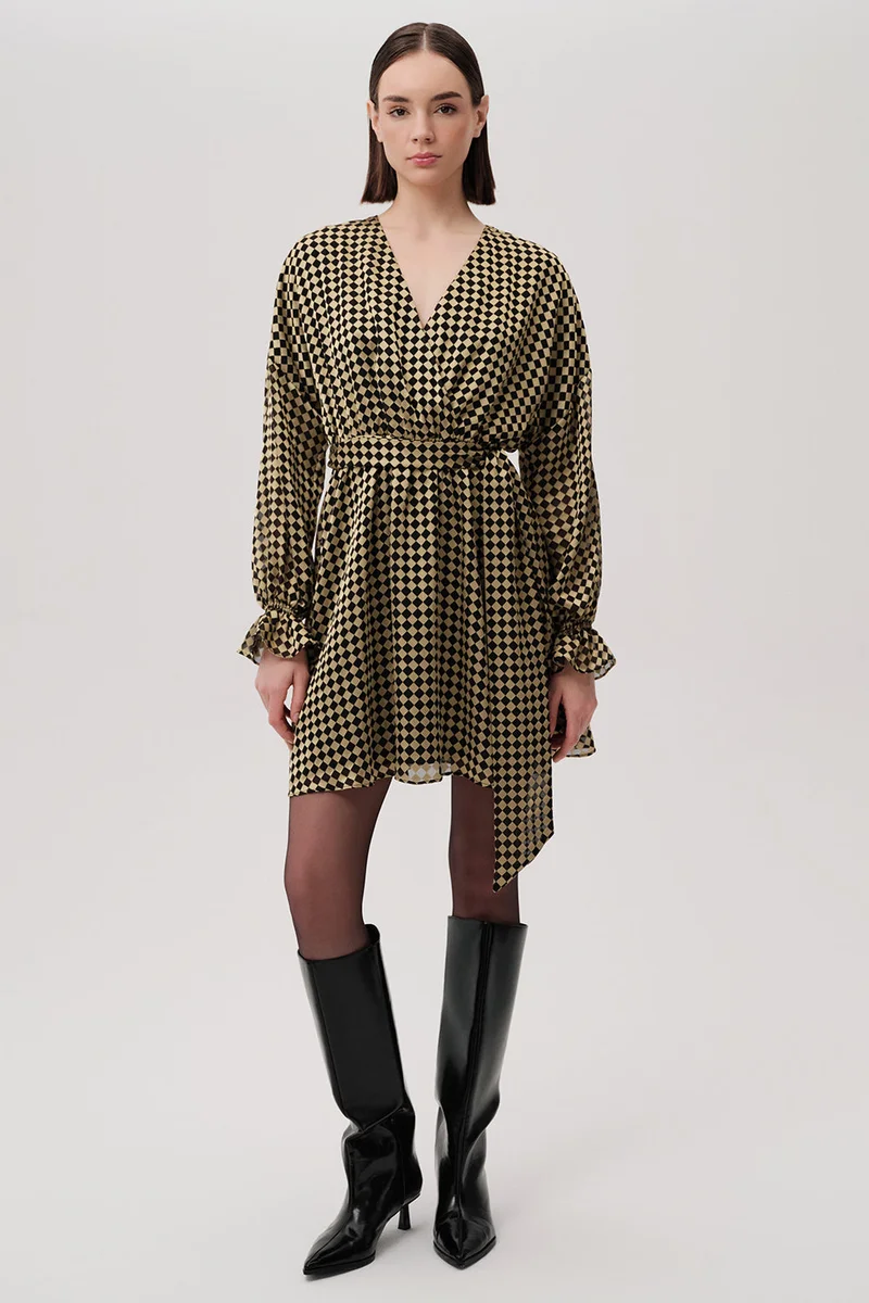 Exquise Belted Long Sleeve Regular Mini Gold Black Dress