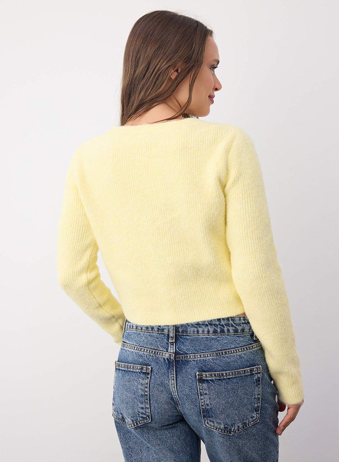 trendyol Wardrobe Essentials Yellow Crop Button Detail Soft Textured VNeck Wool Knitwear Cardigan - Image 4