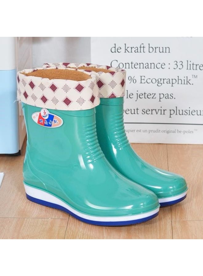Rain Boots Women's Fashionable Short Water Shoes Mid-calf Rain Boots Fleece-lined Warm Rain Boots Non-slip Waterproof Rubber Shoes Adult Overshoes