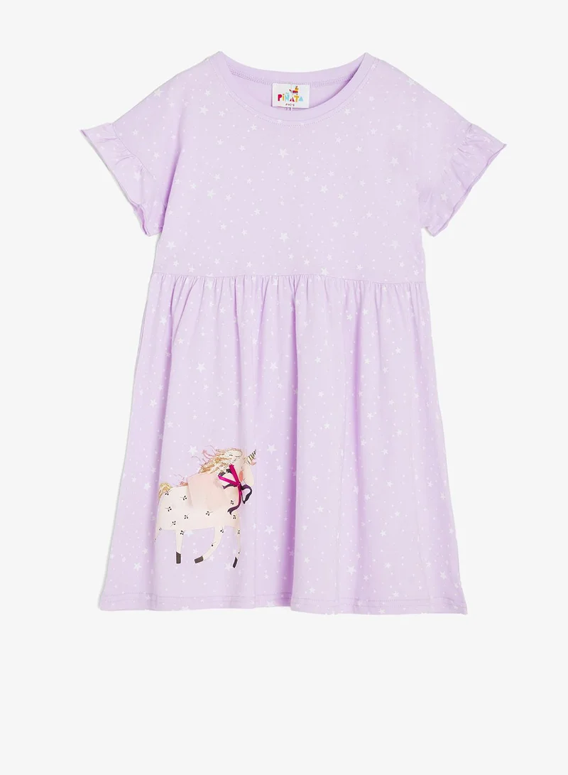 بنياتا فستان مكشكش