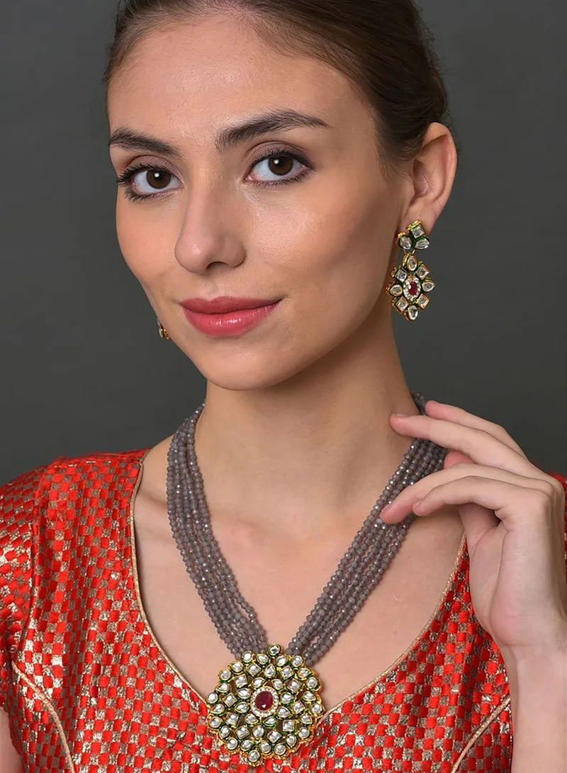 SOHI Gold Plated Designer Stone Necklace Set