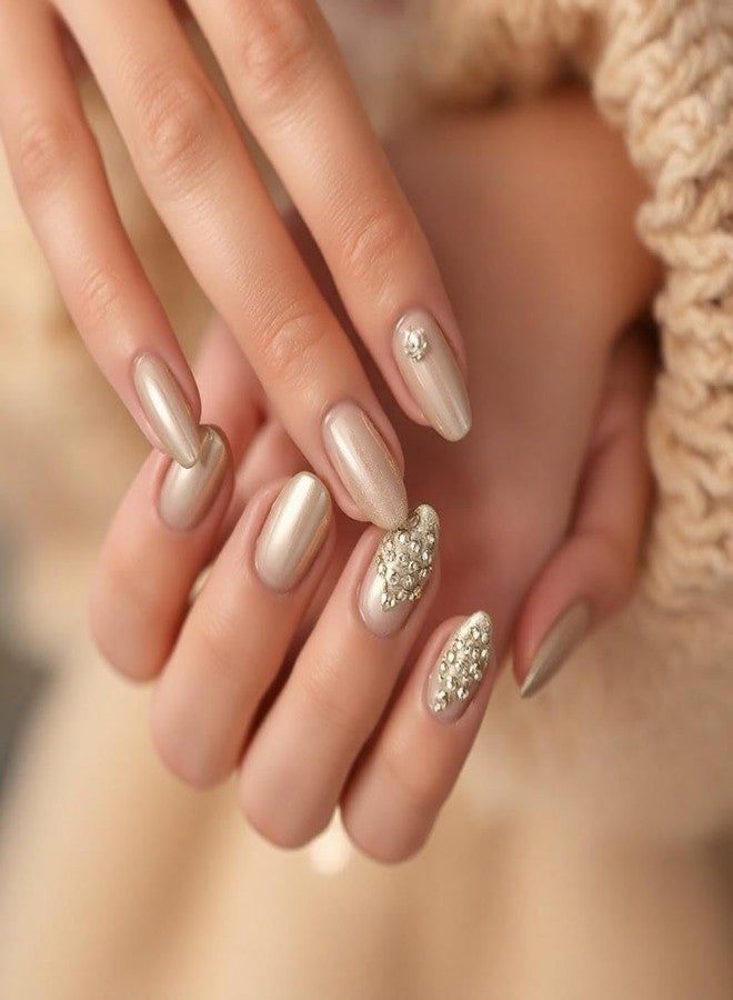 FAVHOME 24 PCS Fake Artificial Nail Set with Self-Adhesive Stickers | Artificial Nails for Home Manicure, Parties, Weddings, and Quick Setting Press-On Nails with Designs (Gold, Standard) - Image 2