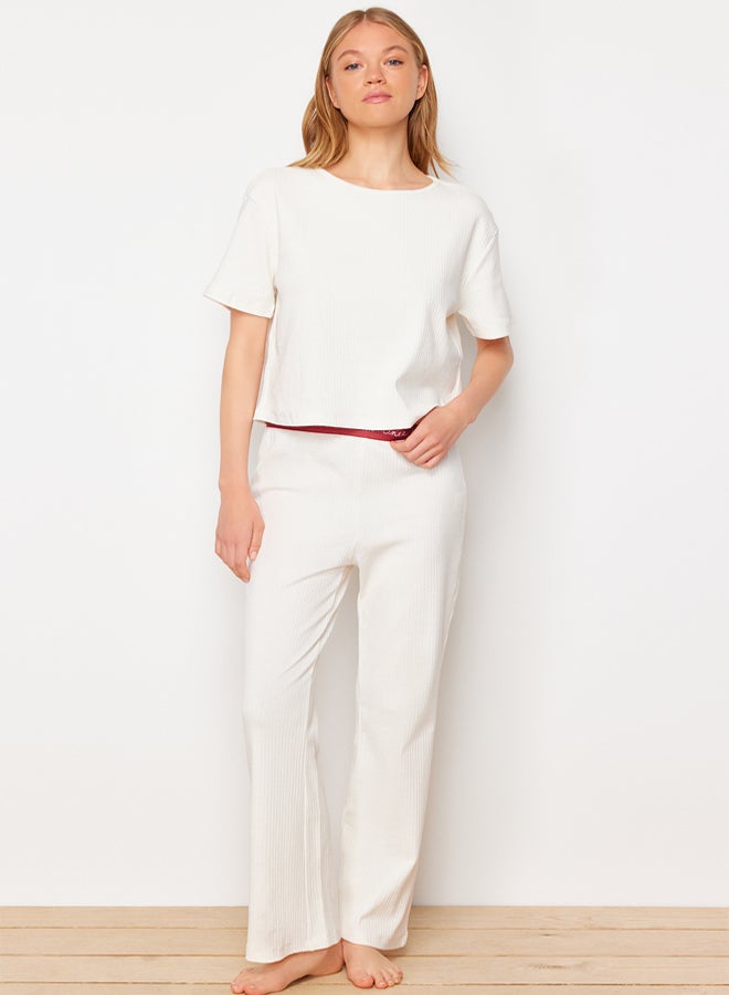 trendyol Ecru Slogan Printed Elastic Detailed Ribbed T-shirt-Pants Knitted Pajamas  - Image 3