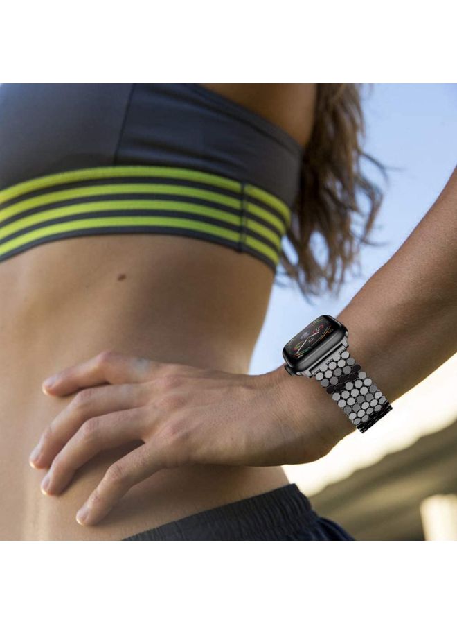 Loquat Replacement Band For Apple Watch Series 4 40mm Black - Image 5