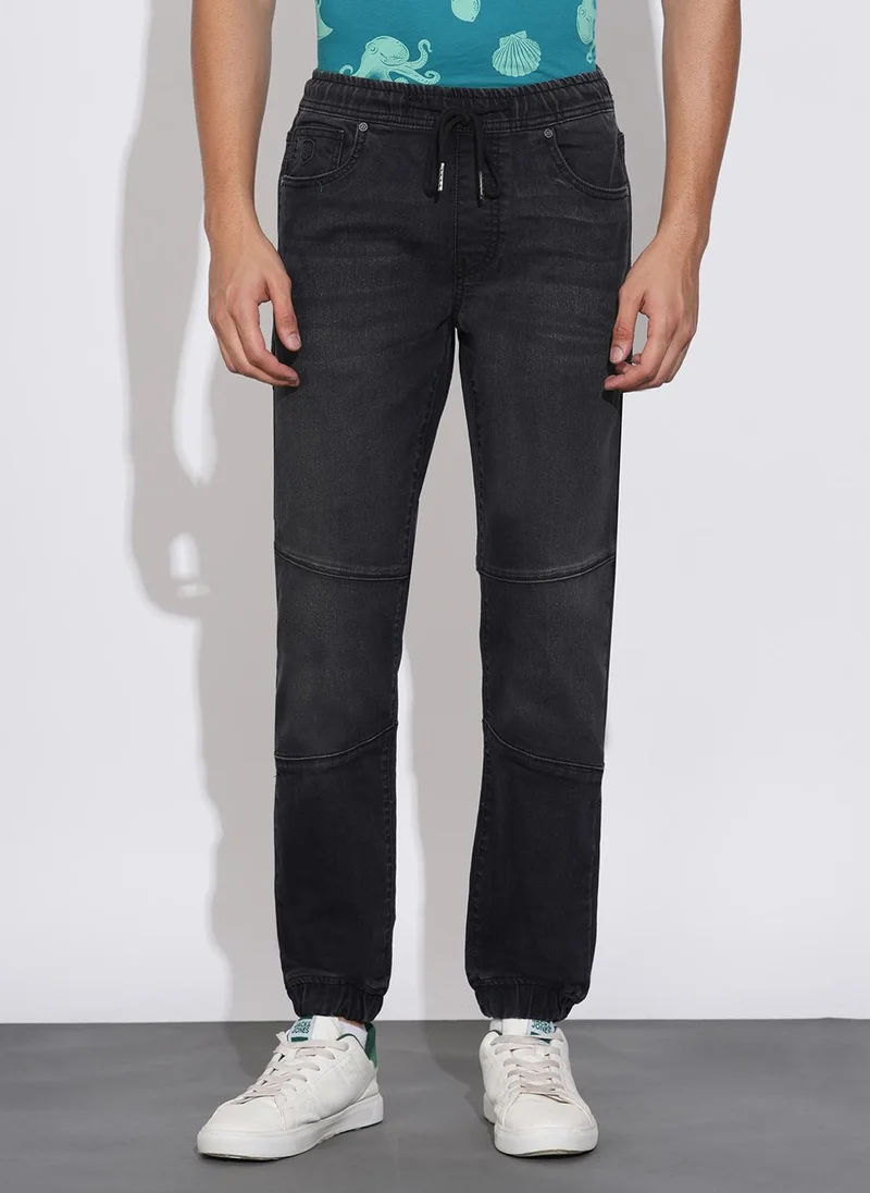 بيينغ هيومان Men Solid Slim Fit Joggers