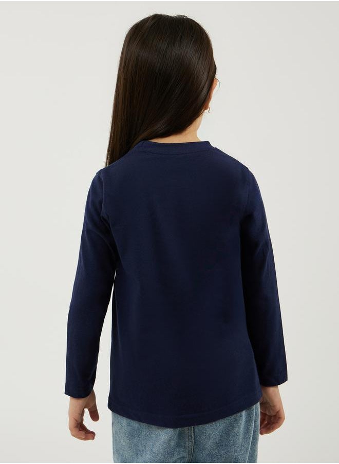 Styli - Heart Graphic Print Round Neck T-Shirt - Image 1