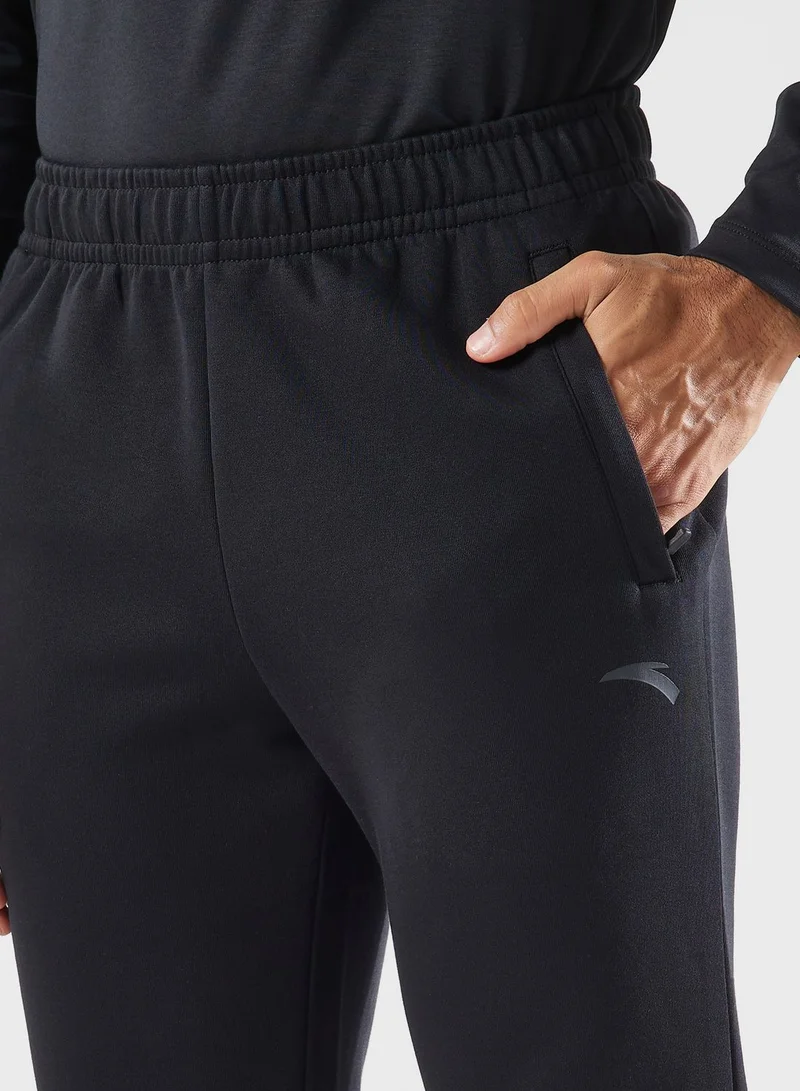 ANTA Cuffed Sweatpants
